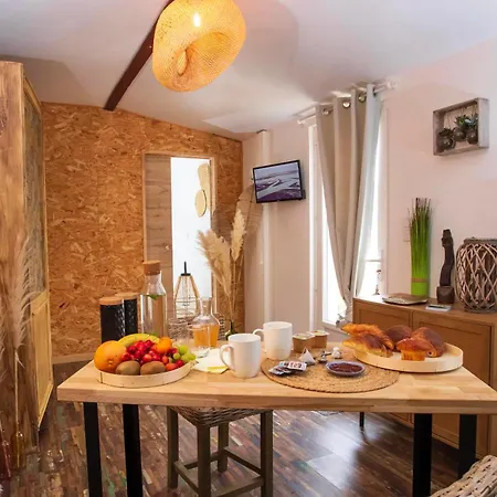 Boheme Et Spa Holiday home Quesnoy-le-Montant